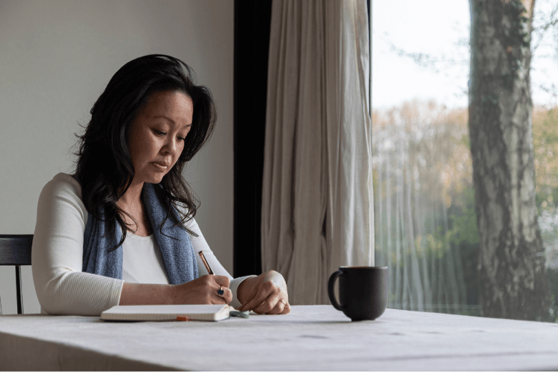 Phoung Ngo schrijven